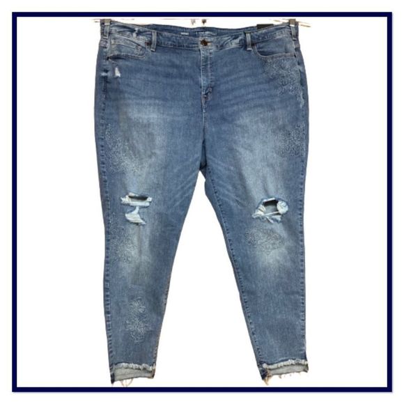 Lane Bryant Size 26R Mid Rise Denim Jeans - Picture 1 of 16